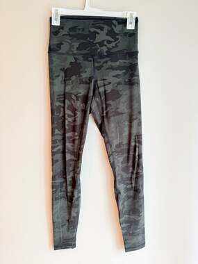Lululemon Align High-Rise Camo Leggings Size 6